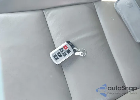 2016 Toyota Sienna Xle Premium 8 Passenger из США, поврежденный, VIN 5TDYK3DC4GS739091